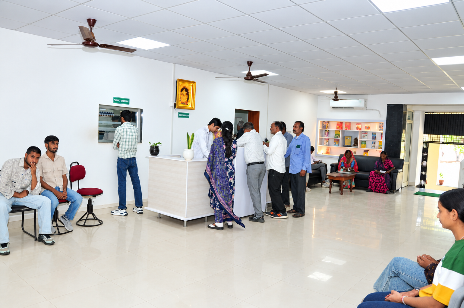 Central Reception & Patient Lounge